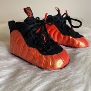 Nike Air Foamposite One Habanero Red Sneakers
